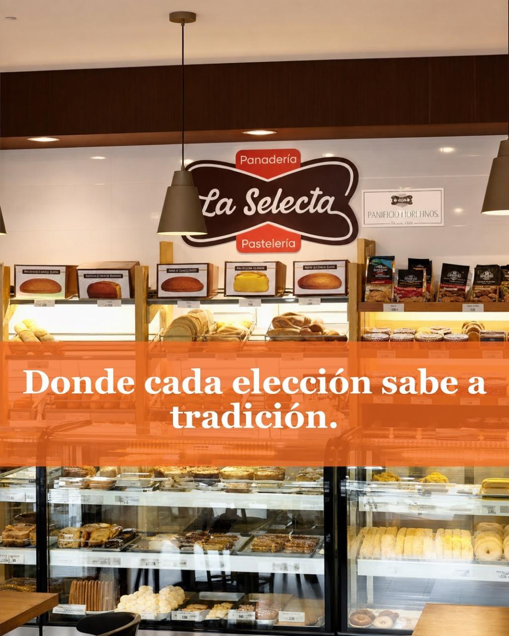 Mostrador de una panadería tradicional con letrero y una frase sobre su tradición.